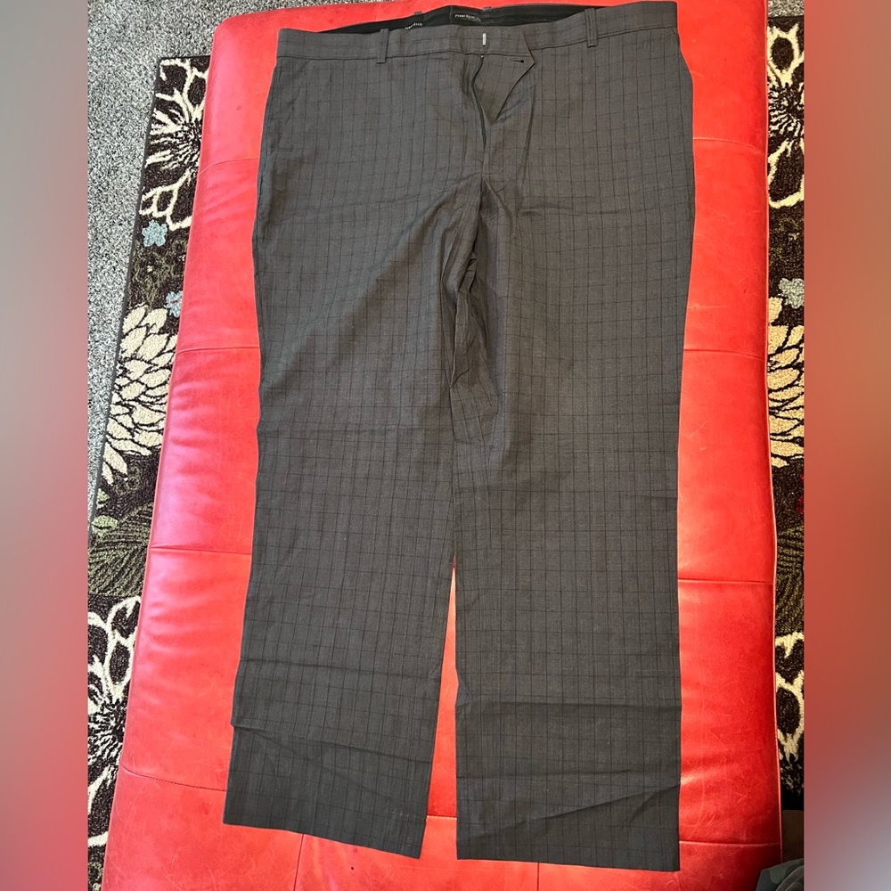 Perry Ellis pants slim fit size 38 x 30